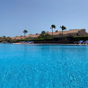 https://elegant-colonial-style-ocean-view-golf-del-sur.tenerifehoteles.net